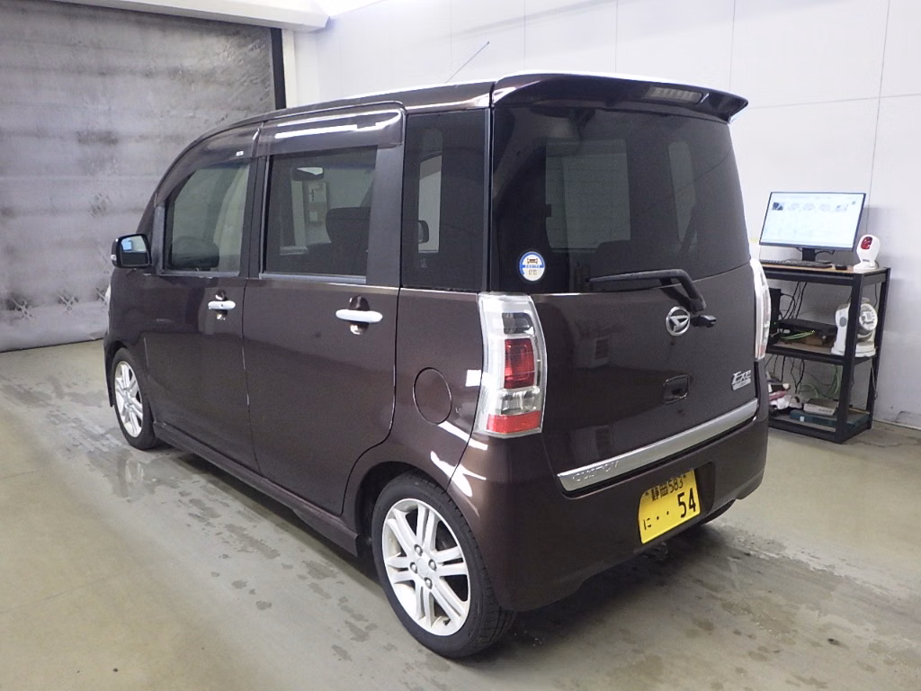 DAIHATSU TANTO EXE