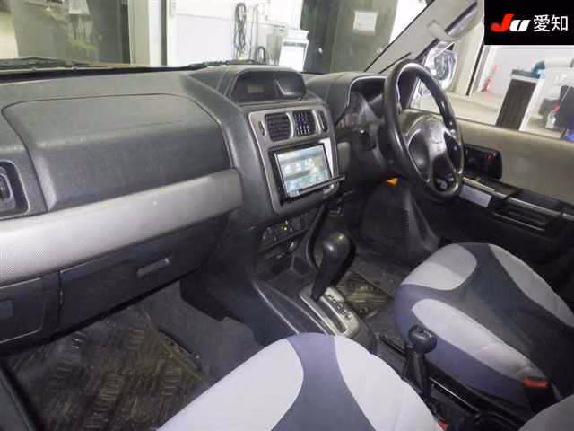 MITSUBISHI PAJERO IO