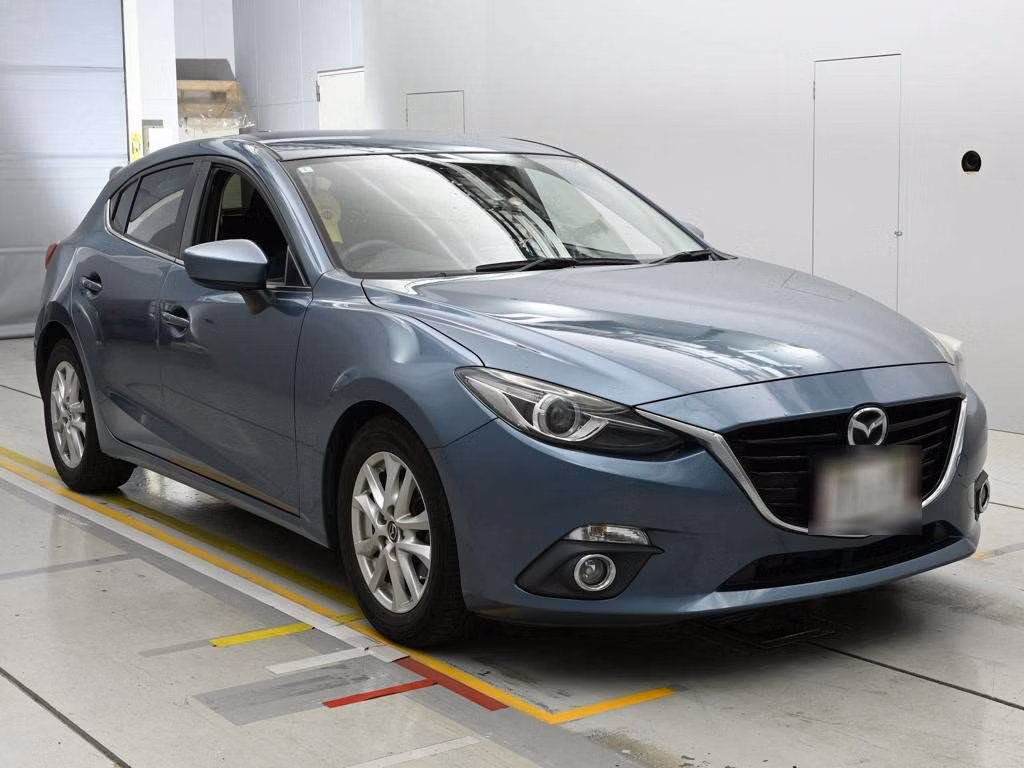 MAZDA AXELA