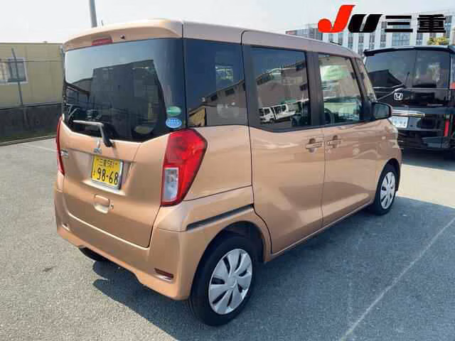 MITSUBISHI EK SPACE