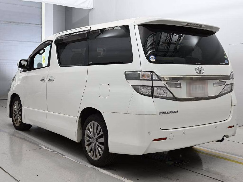 TOYOTA VELLFIRE