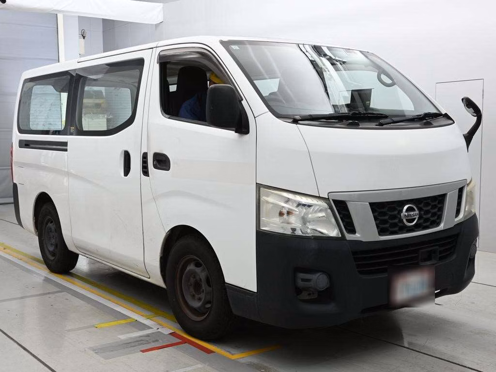 NISSAN NV350 CARAVAN