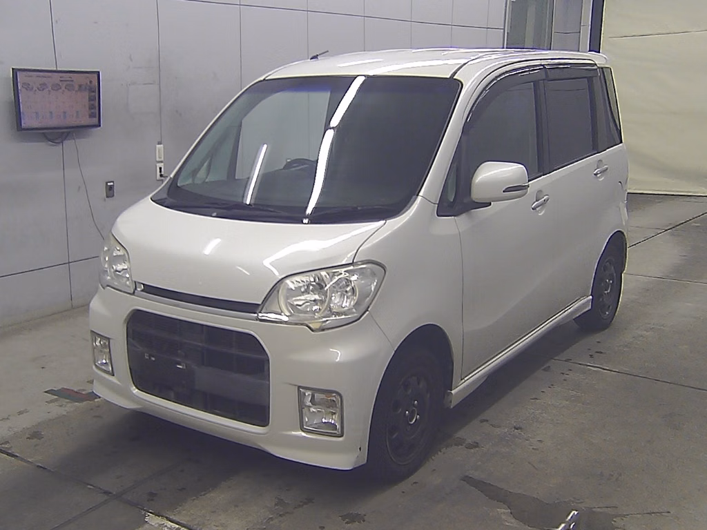 DAIHATSU TANTO EXE
