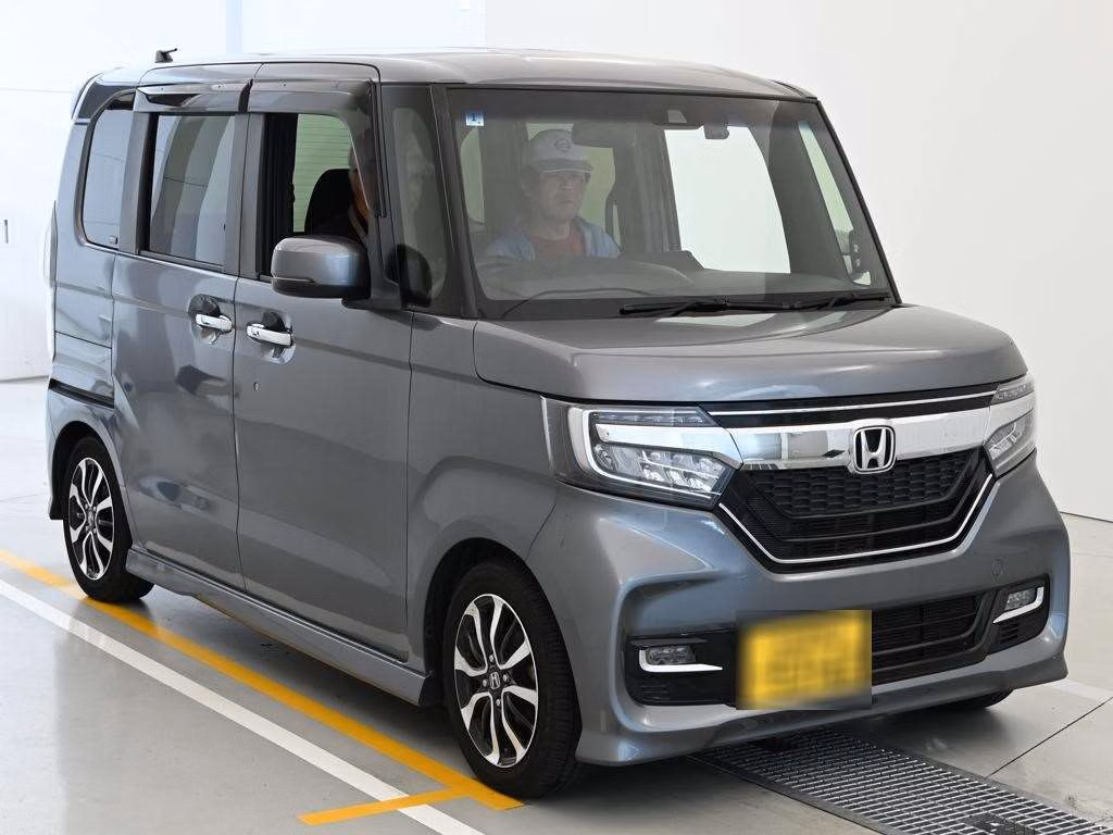 HONDA N-BOX