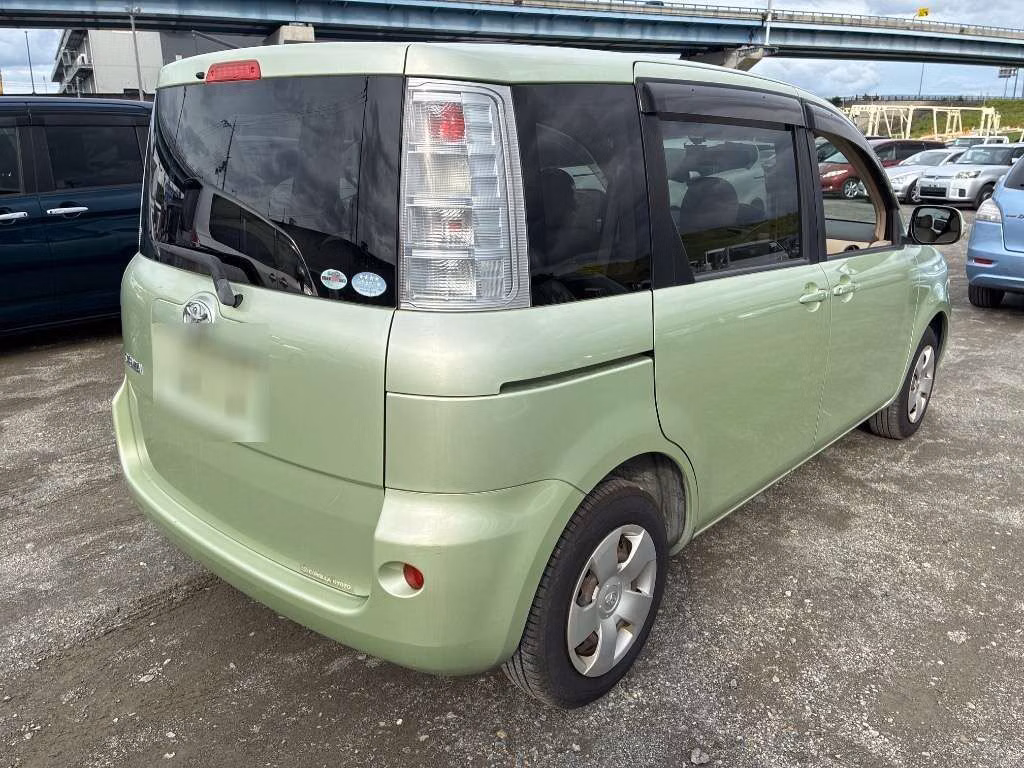 TOYOTA SIENTA