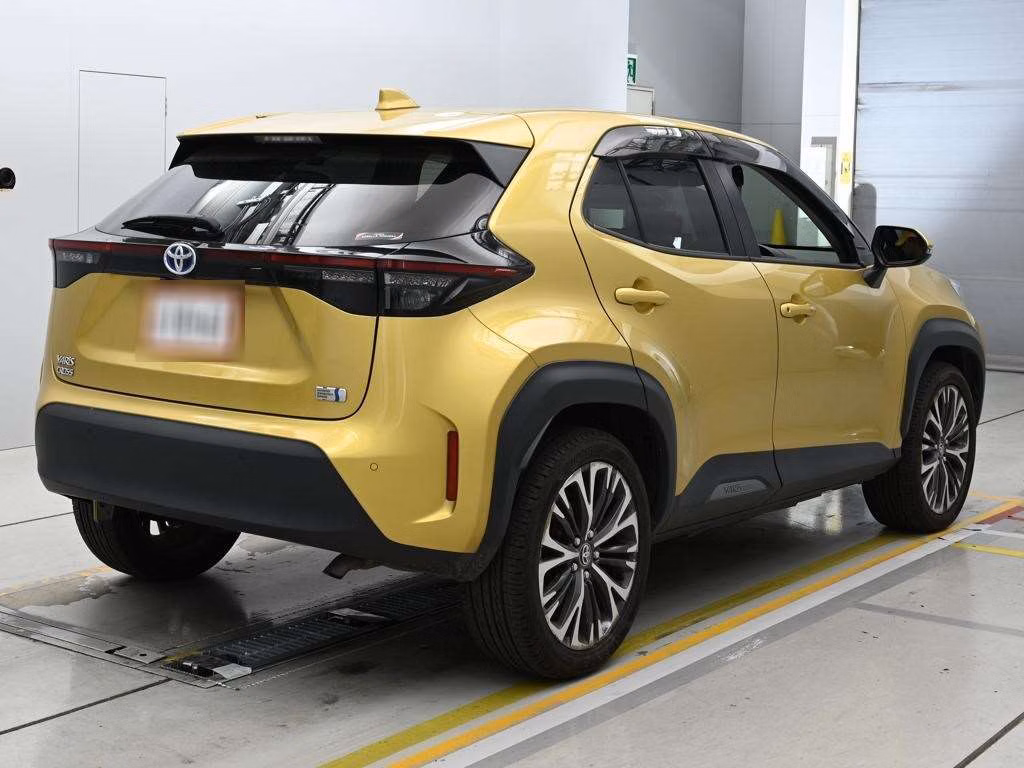 TOYOTA YARIS CROSS