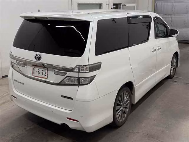 TOYOTA VELLFIRE
