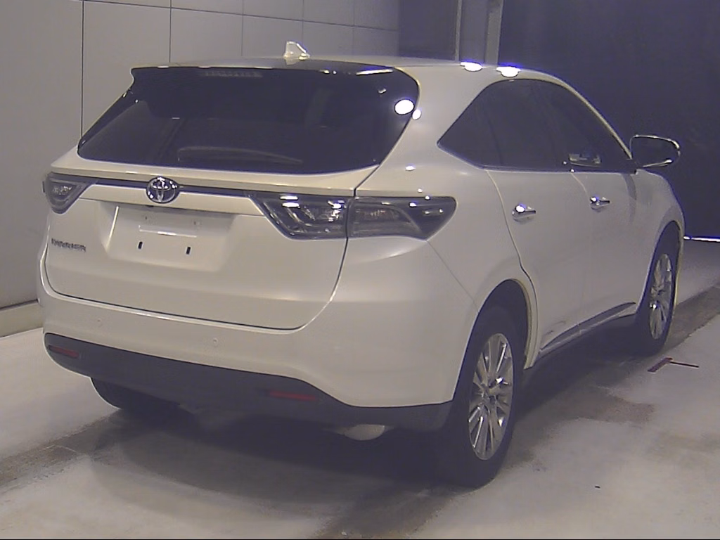 TOYOTA HARRIER