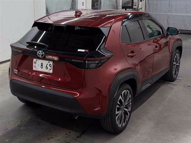 TOYOTA YARIS CROSS