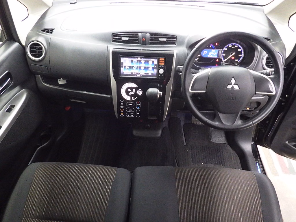 MITSUBISHI EK CUSTOM