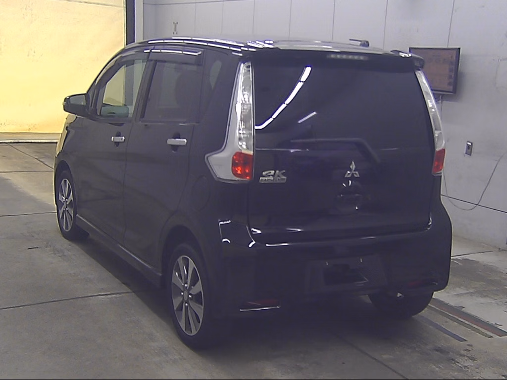 MITSUBISHI EK CUSTOM