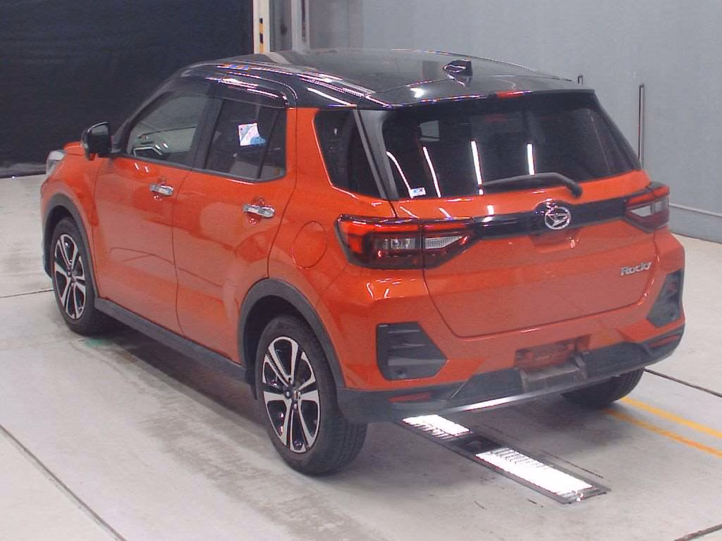 DAIHATSU ROCKY