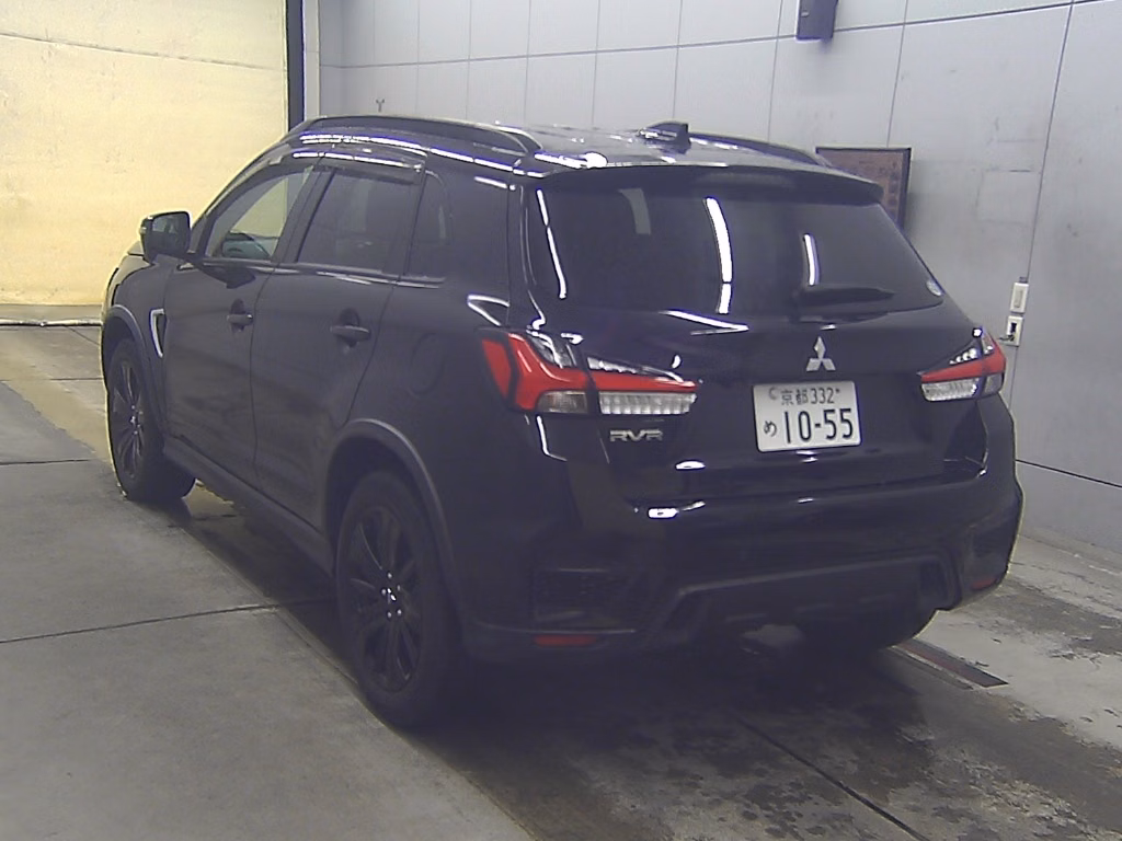 MITSUBISHI RVR