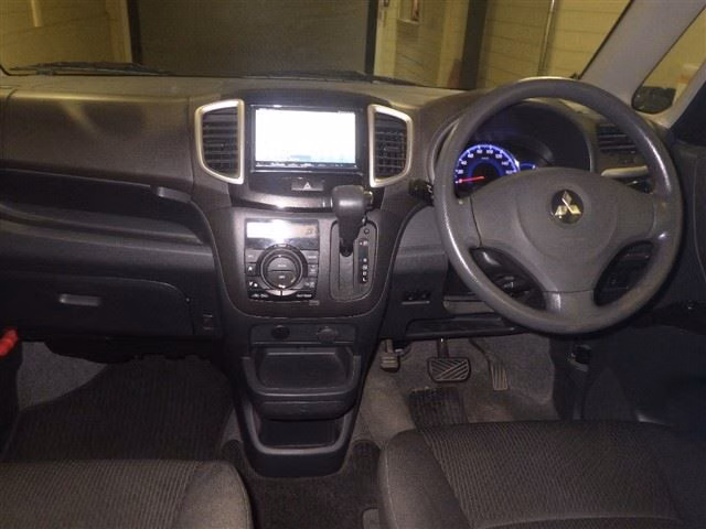 MITSUBISHI DELICA D:2