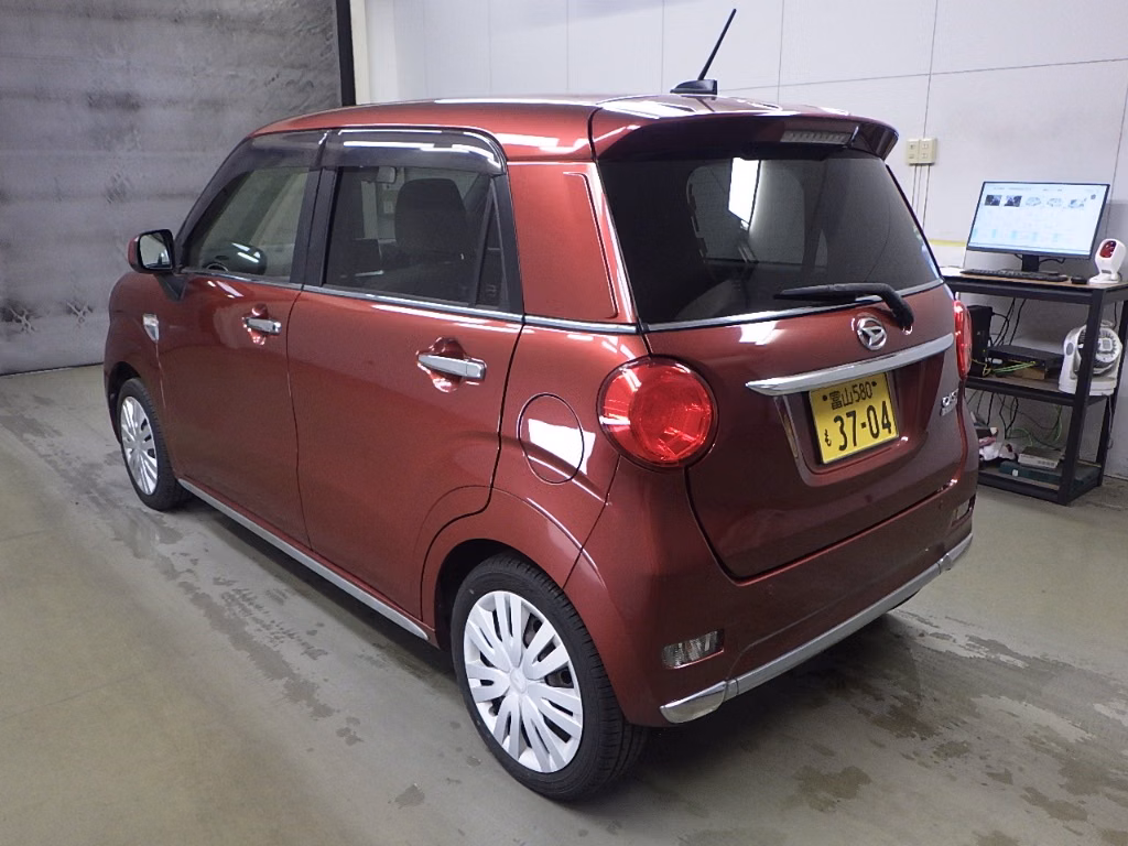 DAIHATSU CAST
