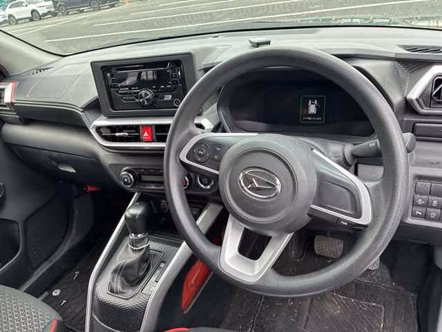 DAIHATSU ROCKY