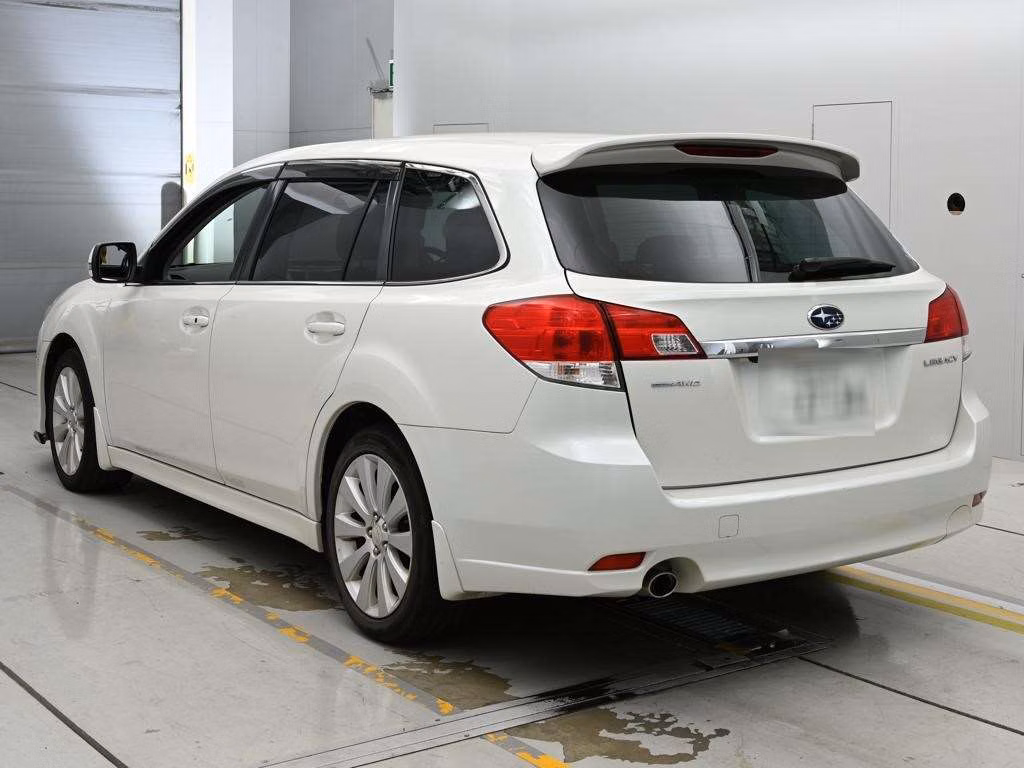 SUBARU LEGACY