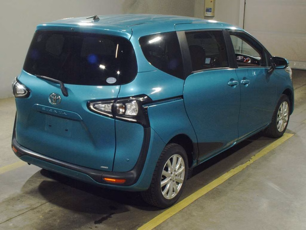 TOYOTA SIENTA