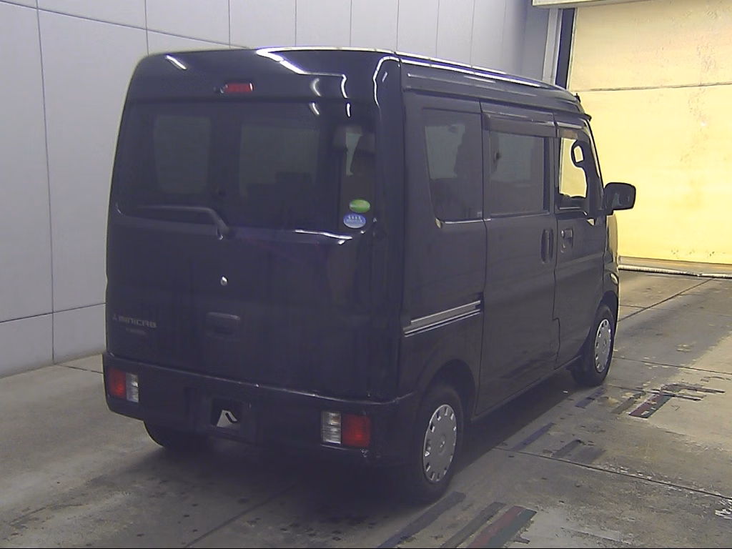 MITSUBISHI MINICAB