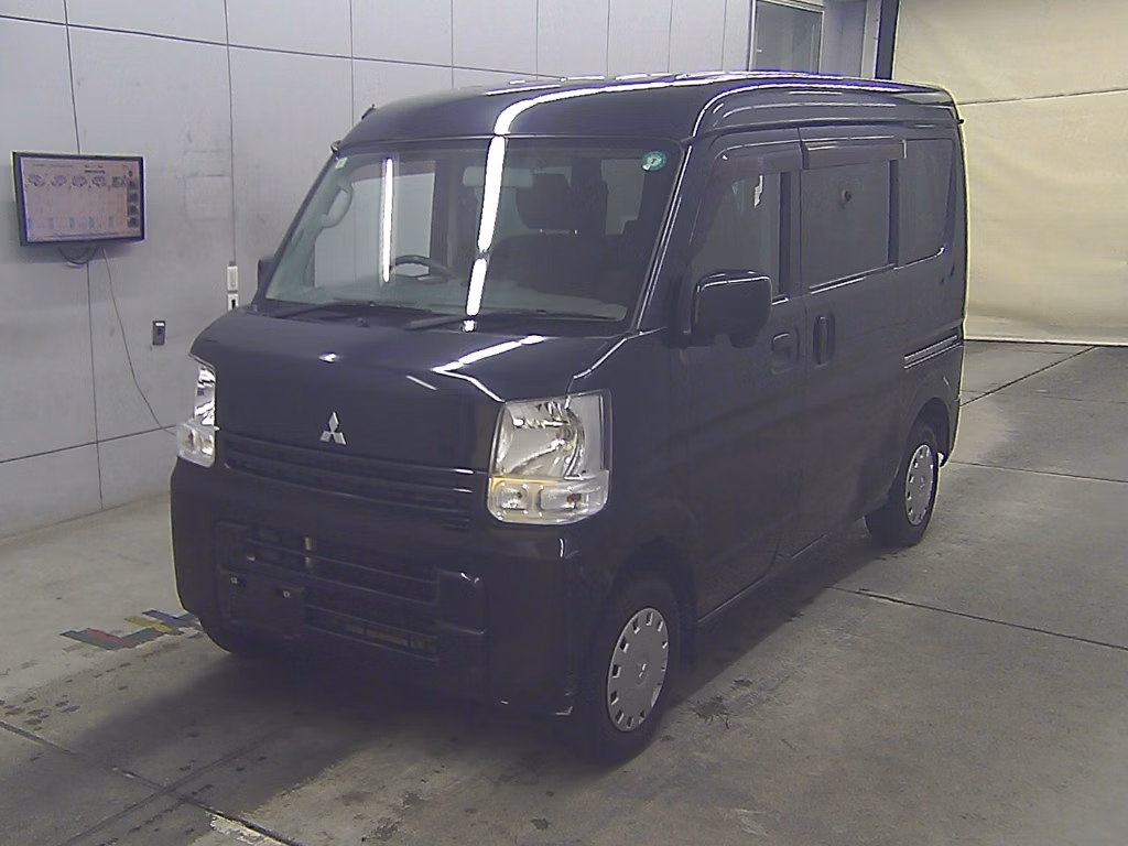 MITSUBISHI MINICAB