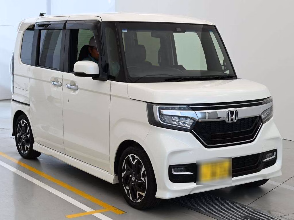 HONDA N-BOX