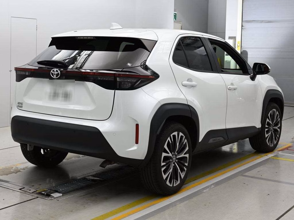 TOYOTA YARIS CROSS