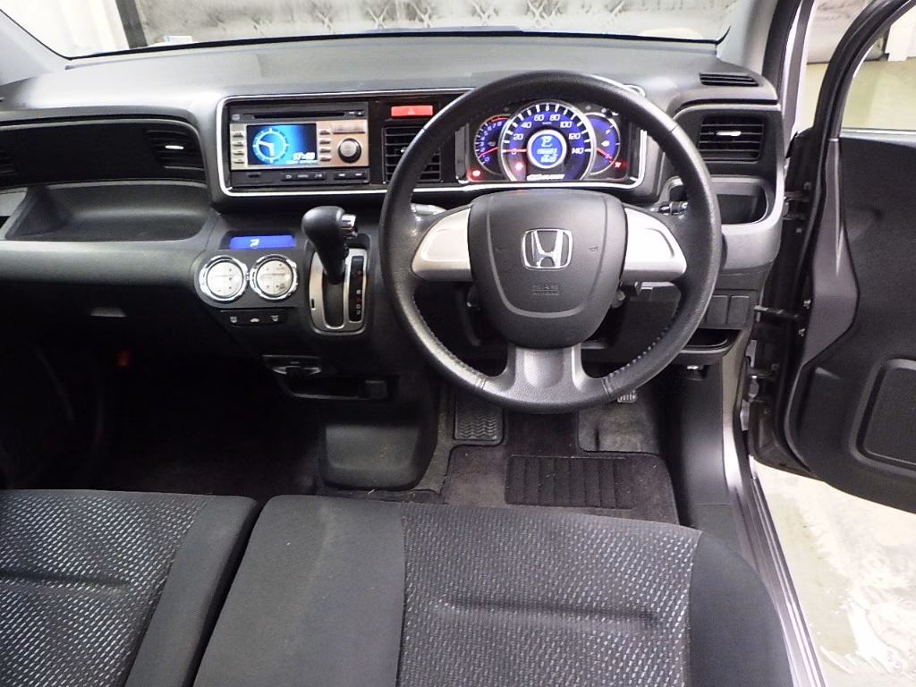 HONDA LIFE