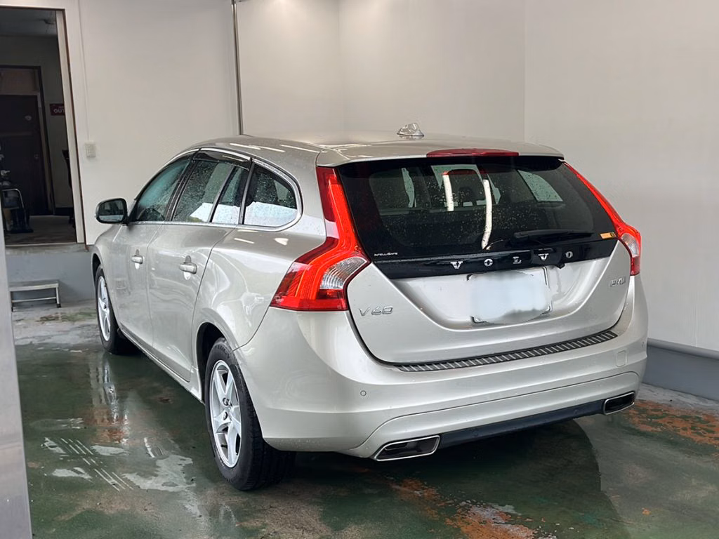 VOLVO V60