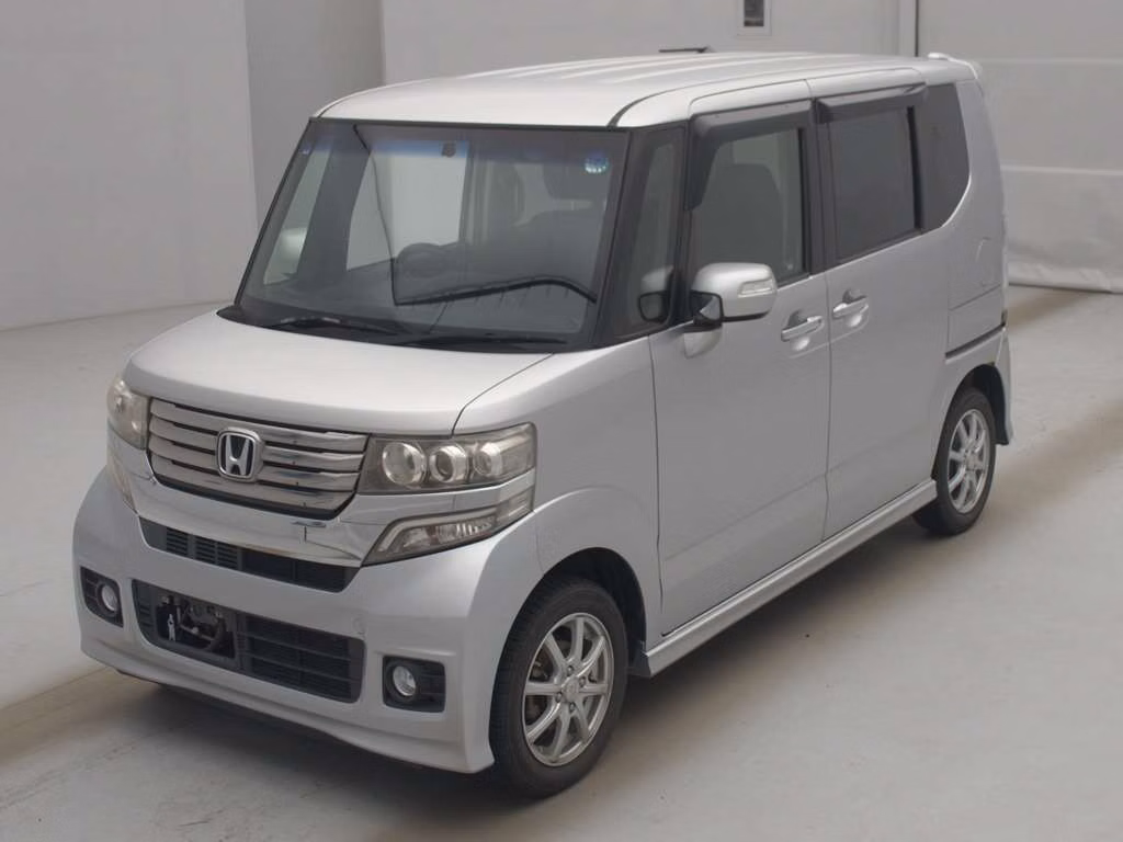 HONDA N-BOX