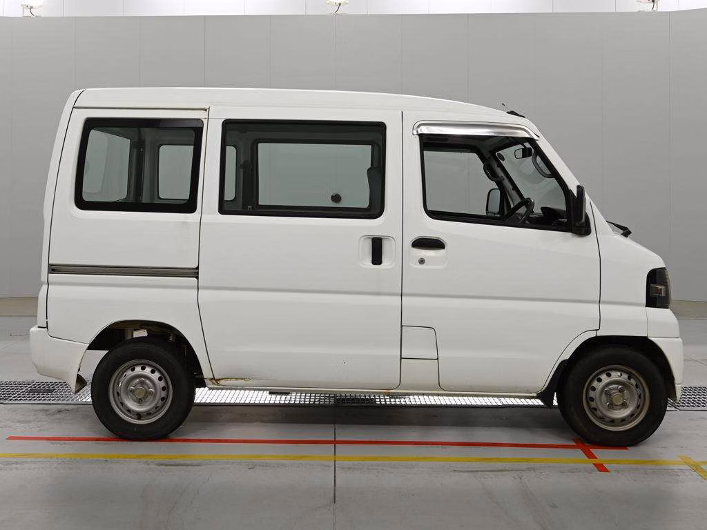 MITSUBISHI MINICAB