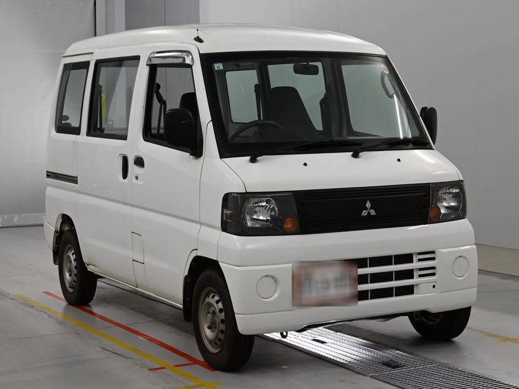 MITSUBISHI MINICAB