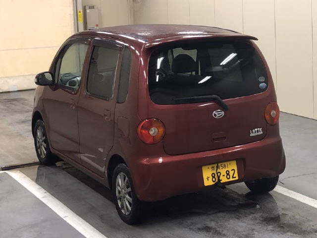 DAIHATSU MOVE LATTE