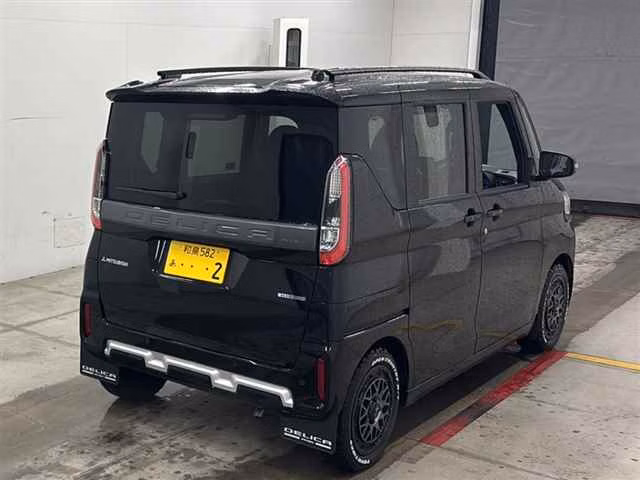 MITSUBISHI DELICA MINI