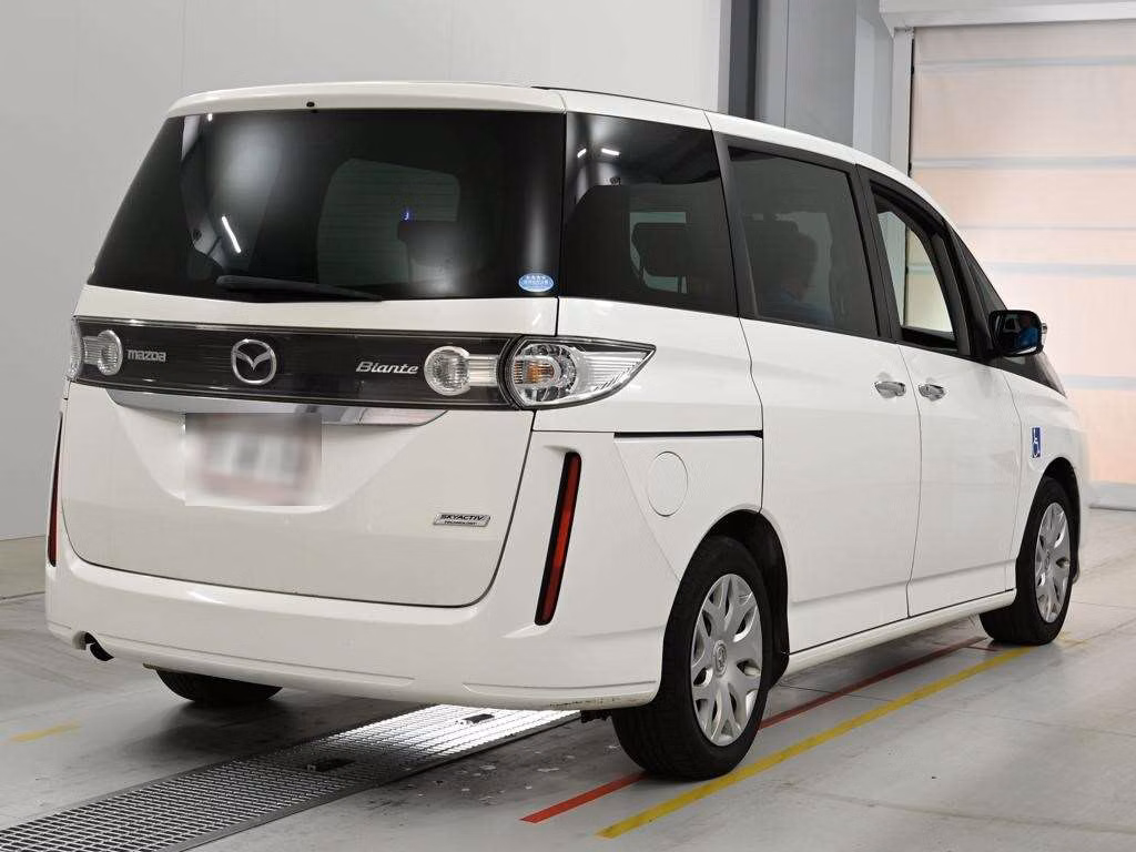 MAZDA BIANTE