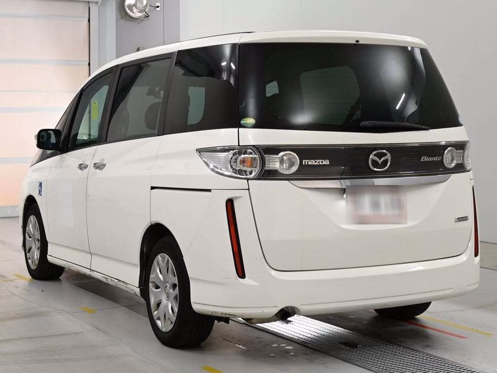 MAZDA BIANTE