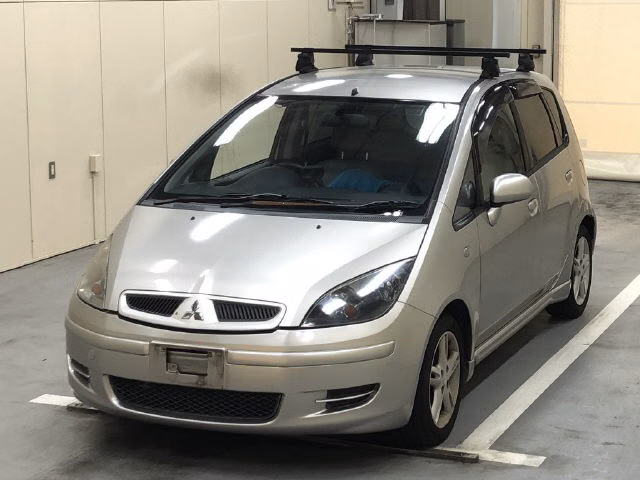 MITSUBISHI COLT