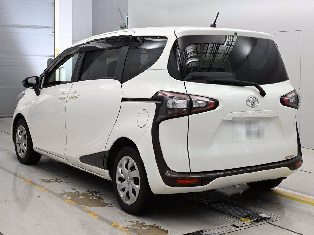 TOYOTA SIENTA