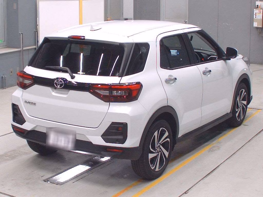 TOYOTA RAIZE