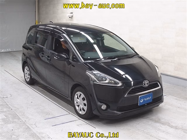 TOYOTA SIENTA