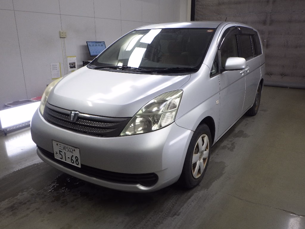 TOYOTA ISIS