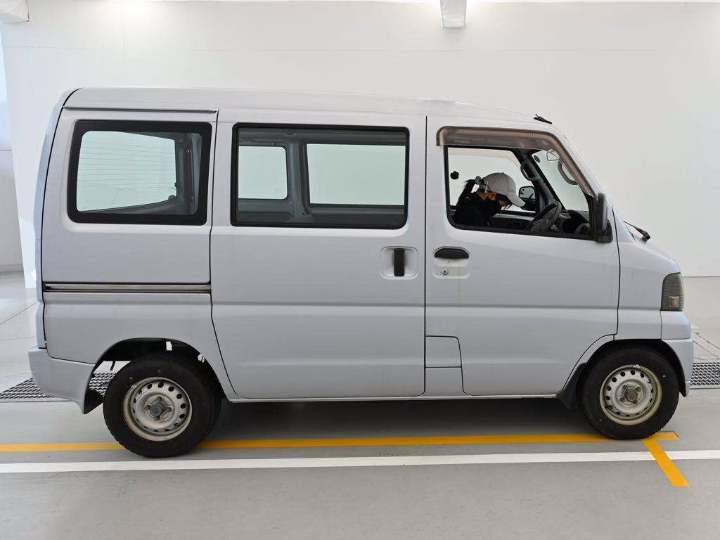 MITSUBISHI MINICAB