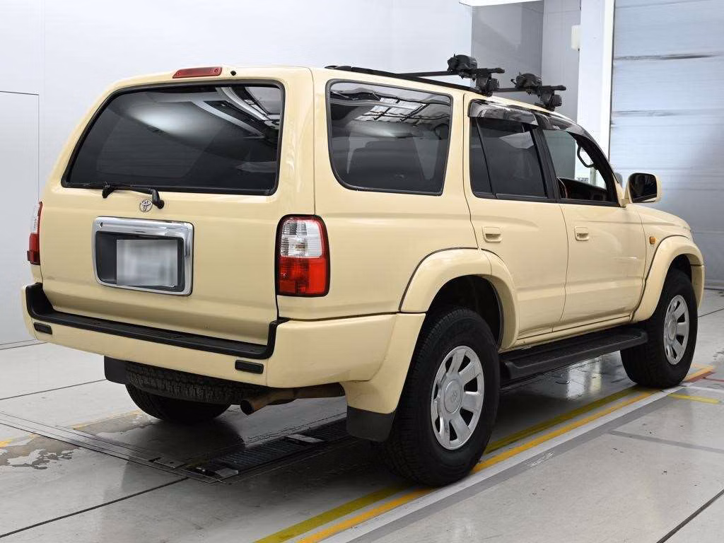 TOYOTA HILUX SURF