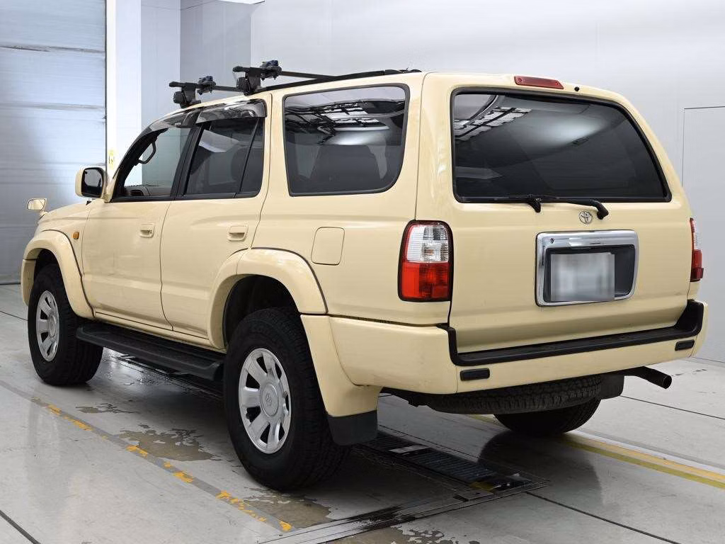 TOYOTA HILUX SURF