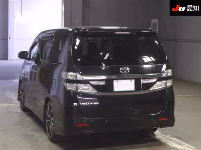 TOYOTA VELLFIRE