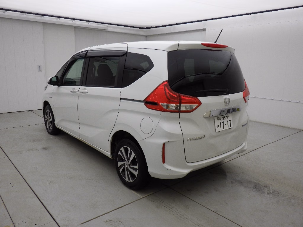 HONDA FREED+