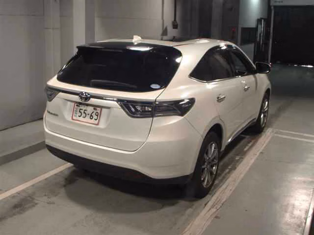TOYOTA HARRIER