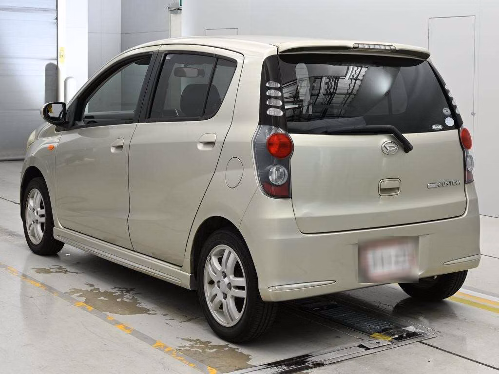 DAIHATSU MIRA