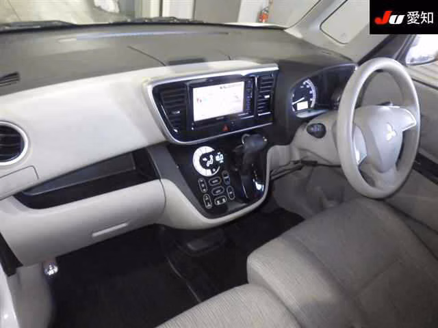 MITSUBISHI EK SPACE