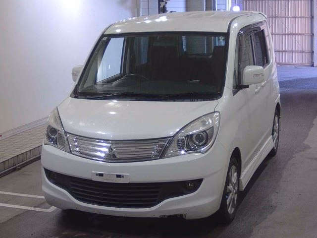 MITSUBISHI DELICA D:2