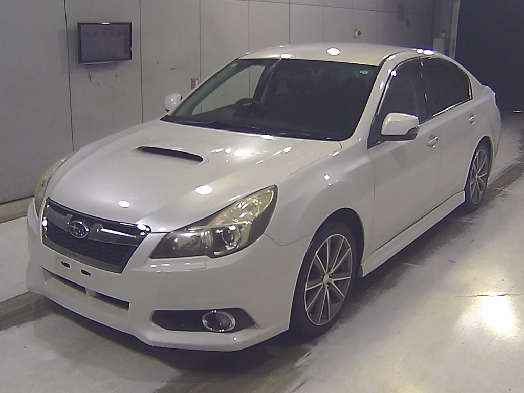 SUBARU LEGACY B4